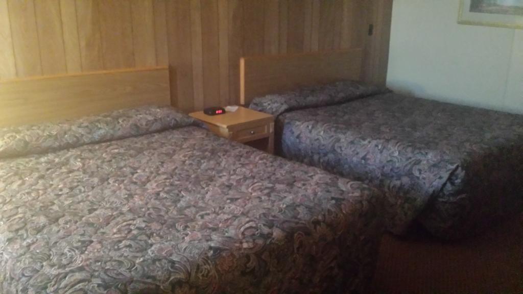 Knights Inn Winner Habitación foto